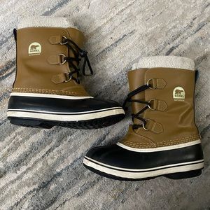 Sorel Waterproof Snowboots